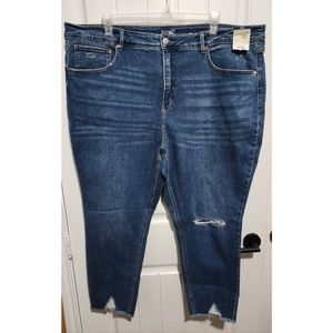 Terra and Sky 26W plus jeans high rise crop NEW NWT